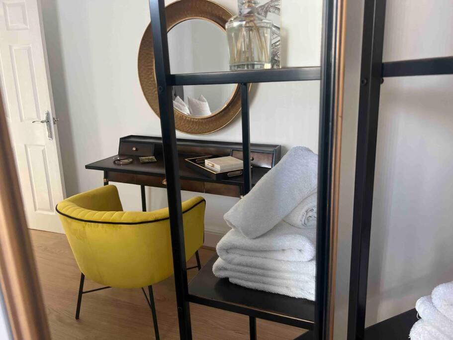 Anfield Home Sleeps 5 Close To Lfc Free Parking 리버풀 외부 사진