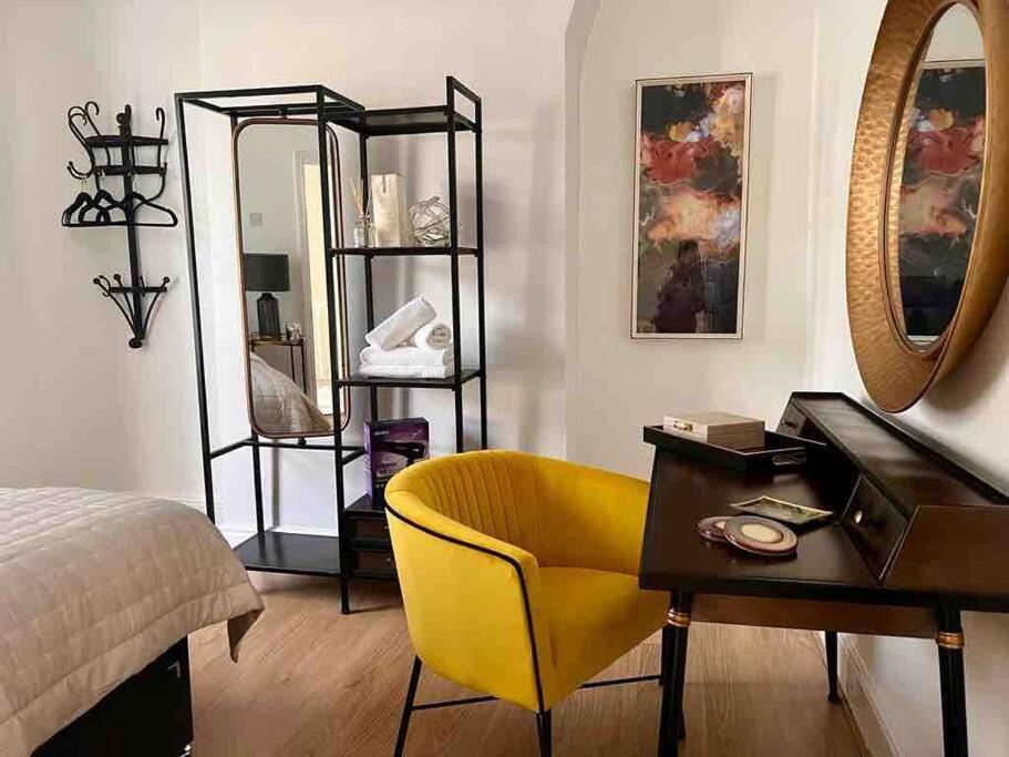 Anfield Home Sleeps 5 Close To Lfc Free Parking 리버풀 외부 사진
